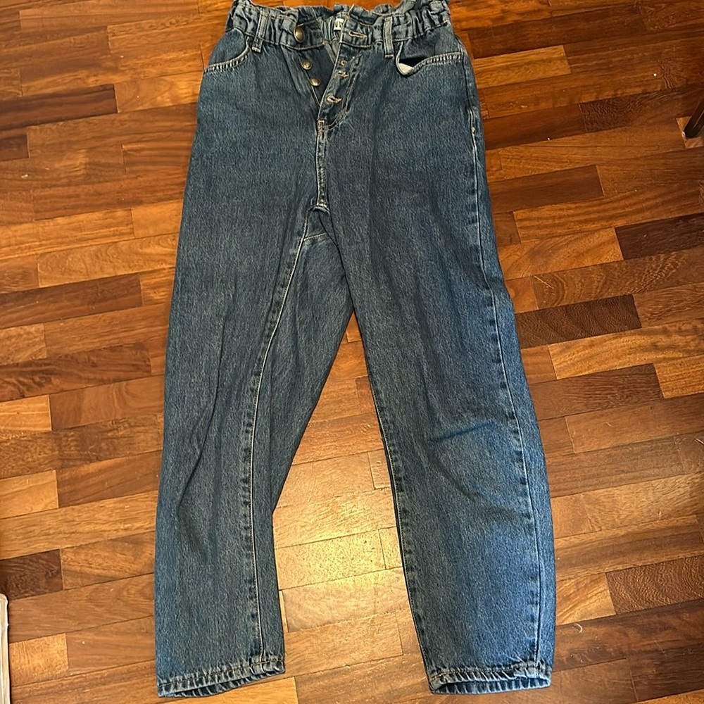Zara - HIGH-WAISTED PAPERBAG BAGGY JEANS